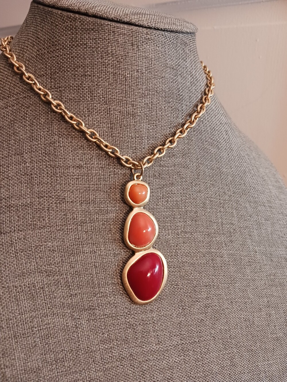 Bill Blass Jewel Tone Gold Abstract Pendant Chain Necklace